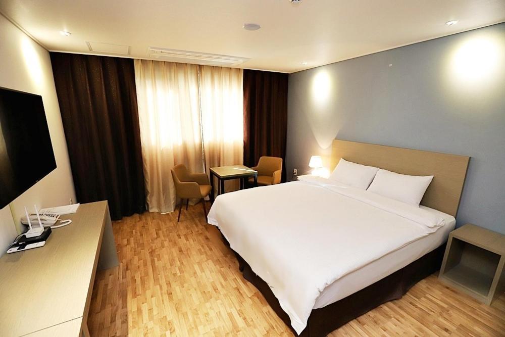 Sea Moon Tourist Hotel Incheon Exterior foto